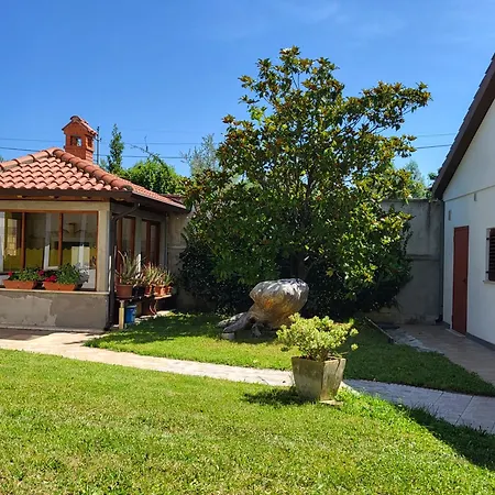 Apartma Olive Garden House 2 *