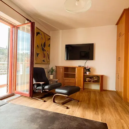 Apartma Olive Garden House 2